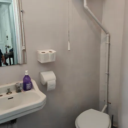2 For Rent With Shared Bathroom And Toilets Privatunterkunft