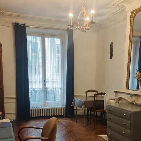 2 For Rent With Shared Bathroom And Toilets Privatunterkunft