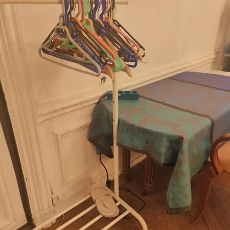 2 For Rent With Shared Bathroom And Toilets *