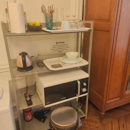 2 For Rent With Shared Bathroom And Toilets * Paris
